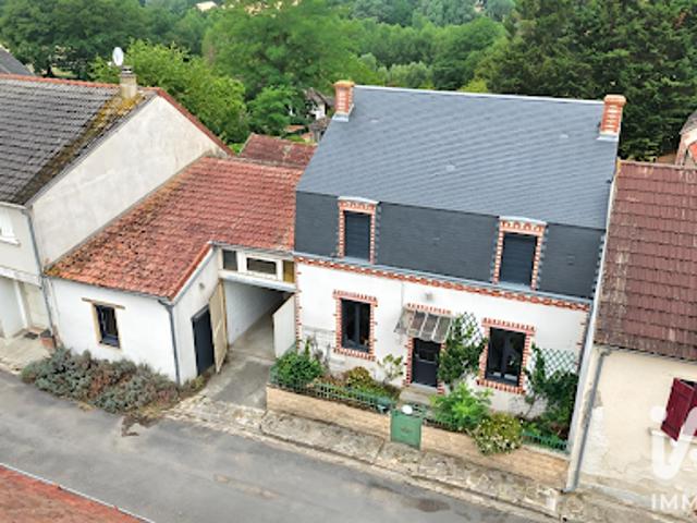 Maison vente à Saint-Amand-Montrond, Saulzais-le-potier