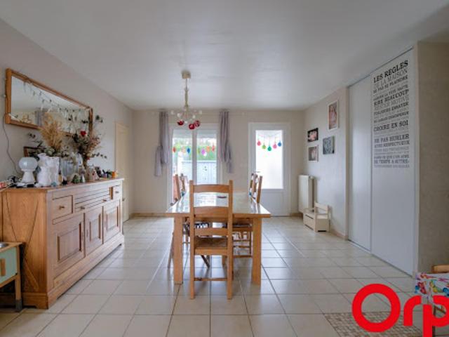 Maison vente à Bourg-en-Bresse, Pizay