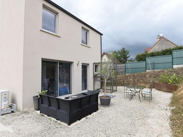 Maison vente à France métropolitaine, Chargé