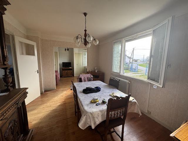 Maison vente à Château Porte, Bougé-Chambalud