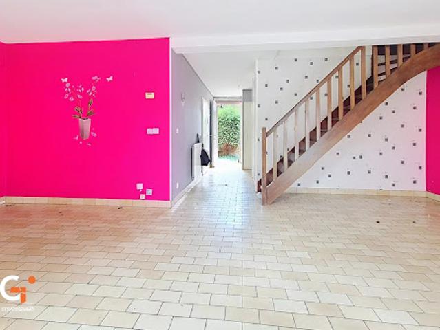 Maison vente à Grand-Couronne, Seine-Maritime