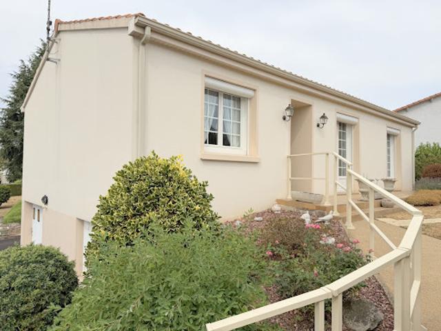 Maison vente à Fontenay-le-Comte, La Tardière