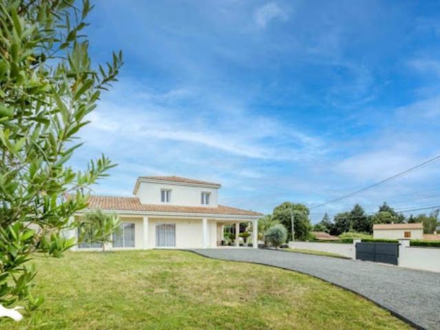 Maison vente à Angoulême, Montemboeuf