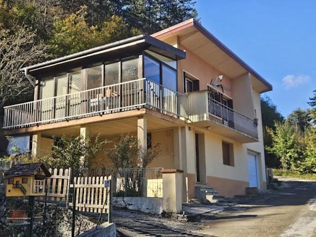 Maison vente à Saint-Claude, Saint-claude