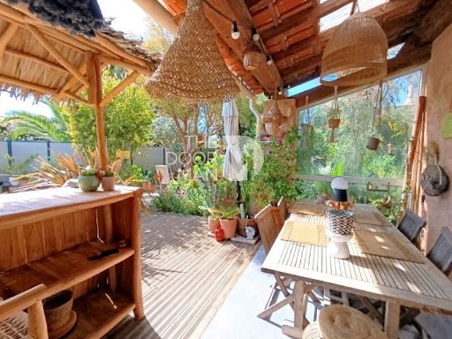 Maison vente à Arrondissement de Toulon, Six-fours-les-plages