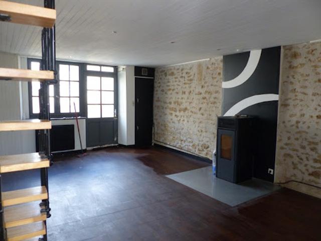 Maison vente à Parthenay, Airvault
