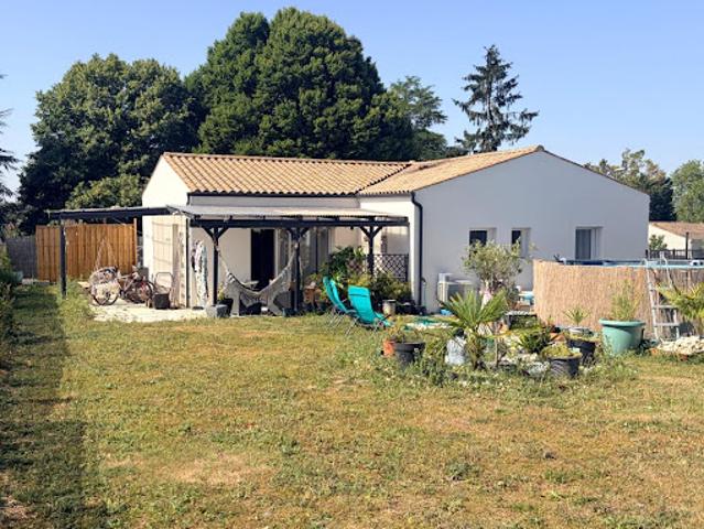 Maison vente à Saint-Jean-d'Angély, Asnières-la-giraud