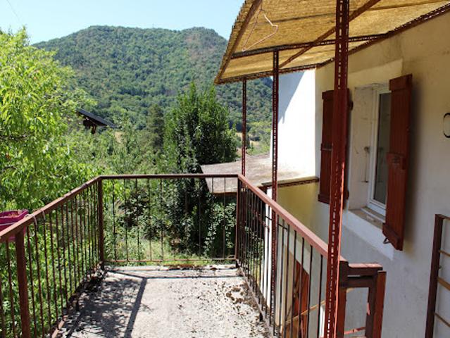 Maison vente à Nantua, Bolozon