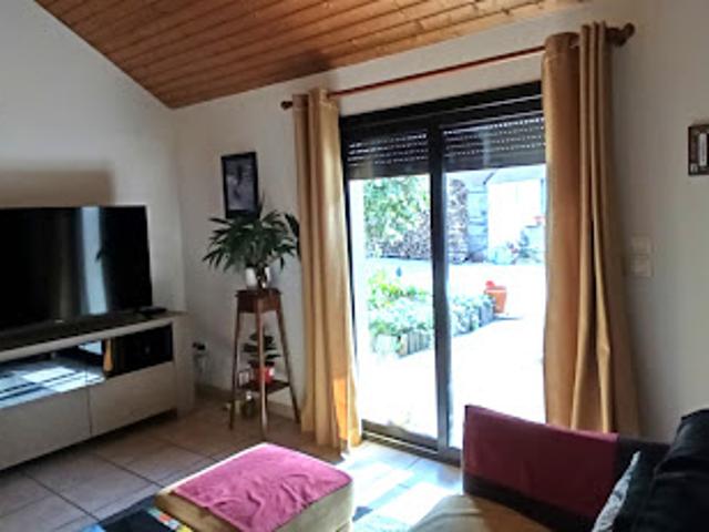 Maison vente à Zone commerciale du Pontrait, Nozay