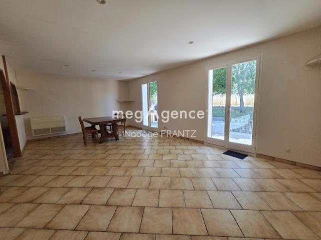 Maison vente à Saint-Jean-d'Angély, Asnières-la-giraud