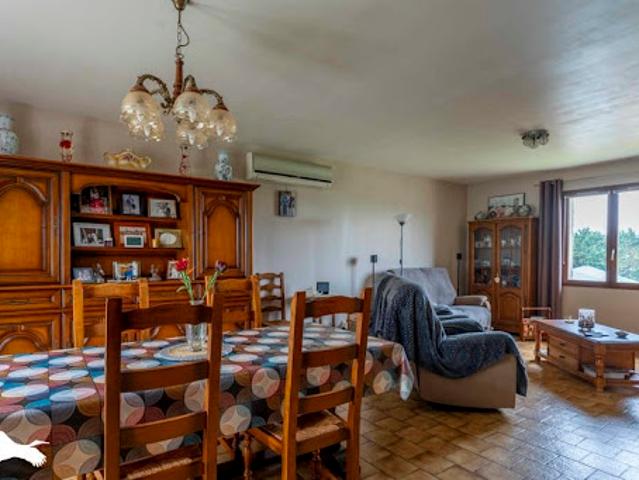 Maison vente à Angoulême, Chalais