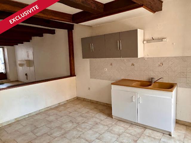 Maison vente à Montmorillon, Civray