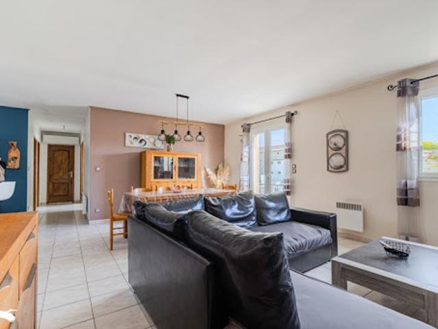 Maison vente à Libourne, Abzac