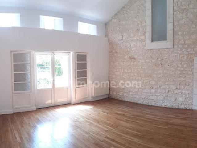 Maison vente à Angoulême, Aignes-et-puypéroux