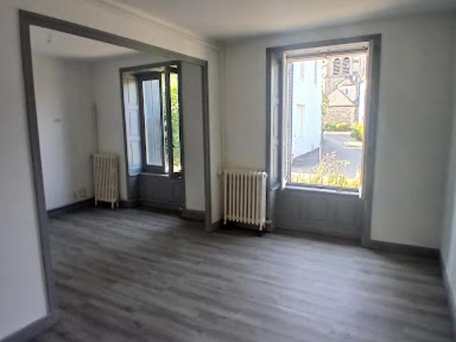 Maison vente à Champs-sur-Tarentaine, Champs-sur-Tarentaine-Marchal