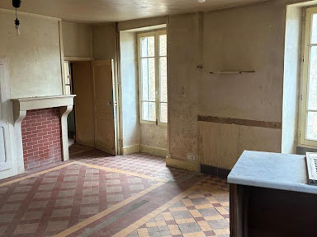 Maison vente à Cervenon, Saint-Germain-des-Bois