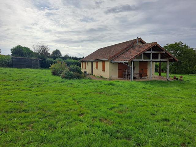 Maison vente à Rochechouart, Gorre