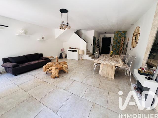 Maison vente à Arrondissement de Toulon, Le Beausset