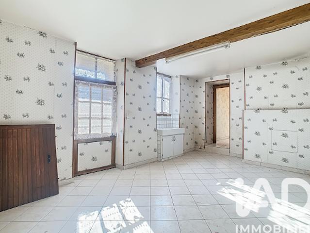 Maison vente à Épernay, Pleurs