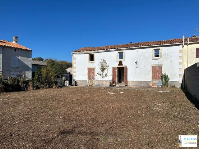 Maison vente à Fontenay-le-Comte, Bouillé-courdault