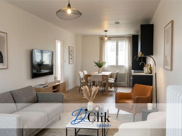 Maison vente à Laval, Changé