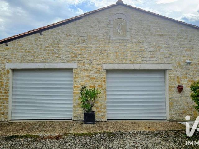 Maison vente à Charmé, Charente