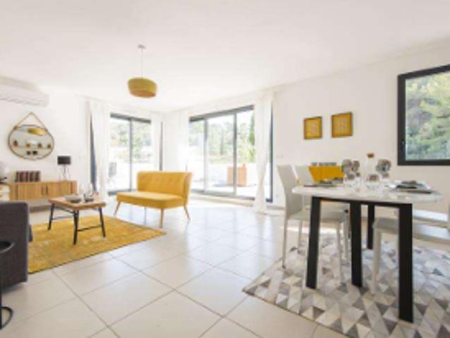 Maison vente à Avignon, Châteauneuf-de-gadagne