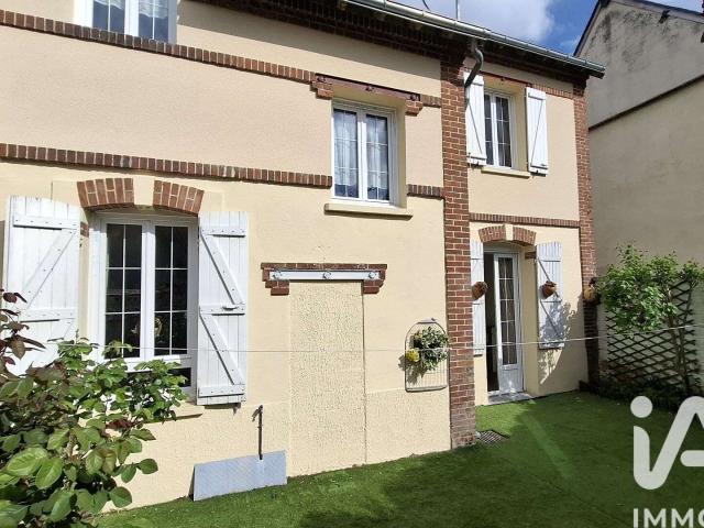 Maison vente à Dreux, Châteauneuf-en-thymerais