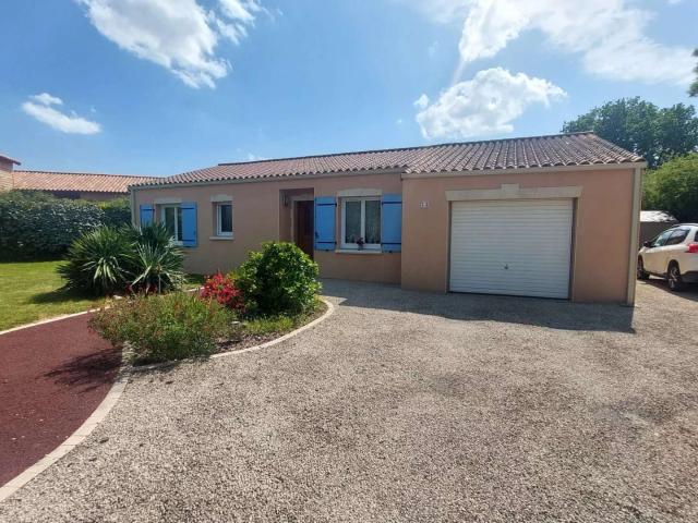 Maison vente à Bressuire, Chiché