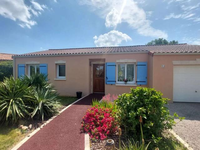 Maison vente à Bressuire, Chiché