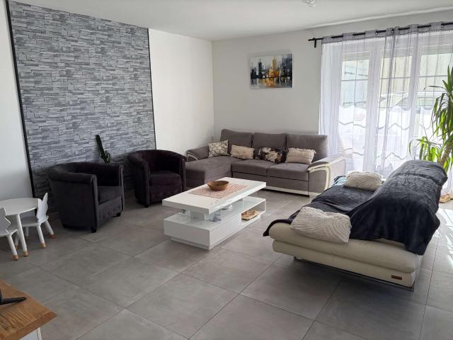 Maison vente à Cosmes, Mayenne