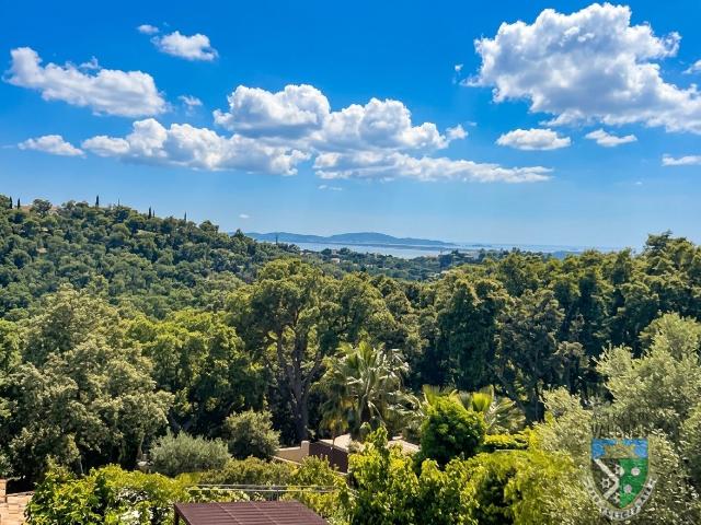 Maison vente à Arrondissement de Toulon, La Londe-les-maures