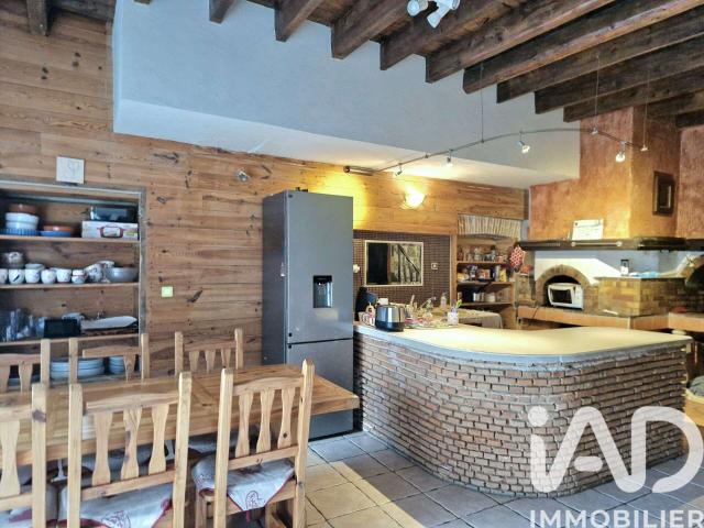 Maison vente à Grenoble, Entre-deux-guiers