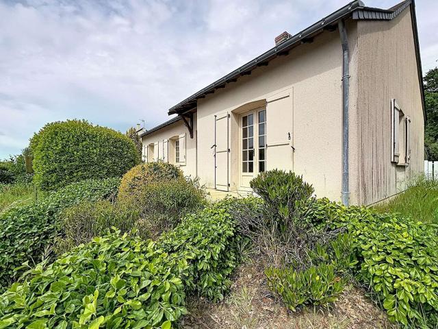Maison vente à Saumur, Fontaine-guérin