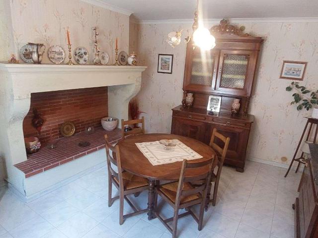 Maison vente à Nîmes, Garons