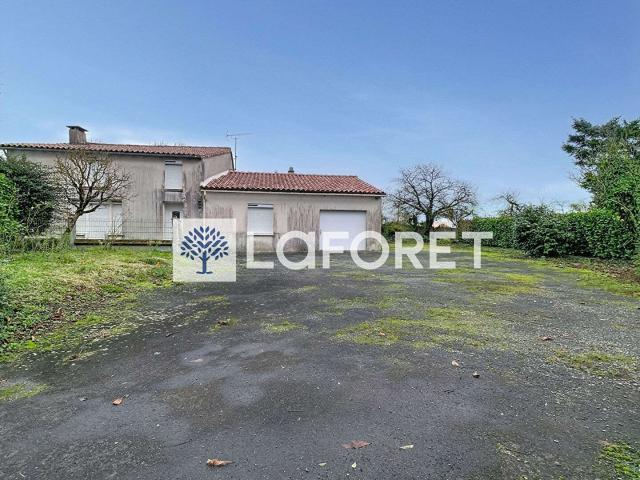 Maison vente à Fontenay-le-Comte, La Châtaigneraie