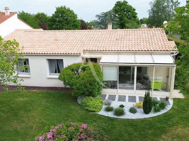 Maison vente à La Roche-sur-Yon, La Genétouze