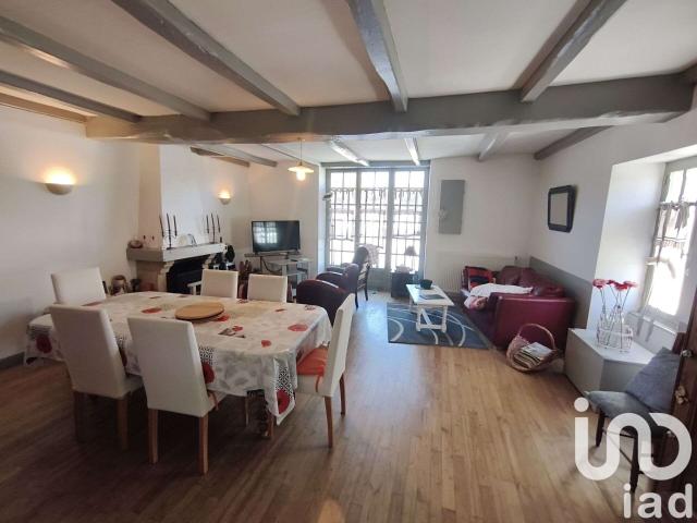 Maison vente à Parthenay, La Peyratte
