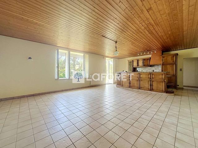 Maison vente à Bressuire, L'absie