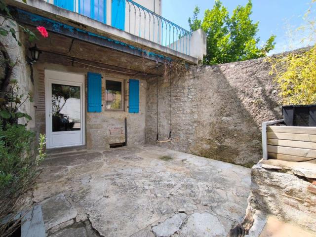Maison vente à Cahors, Lamagdelaine