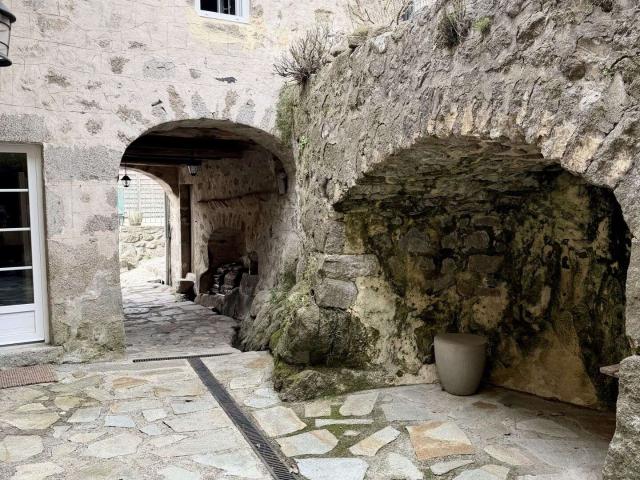 Maison vente à Largentière, Laviolle
