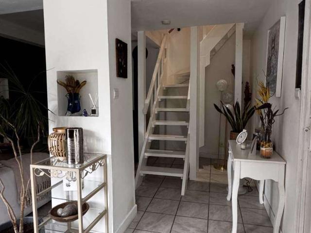 Maison vente à Zone d'activités du Ridor, Plémet