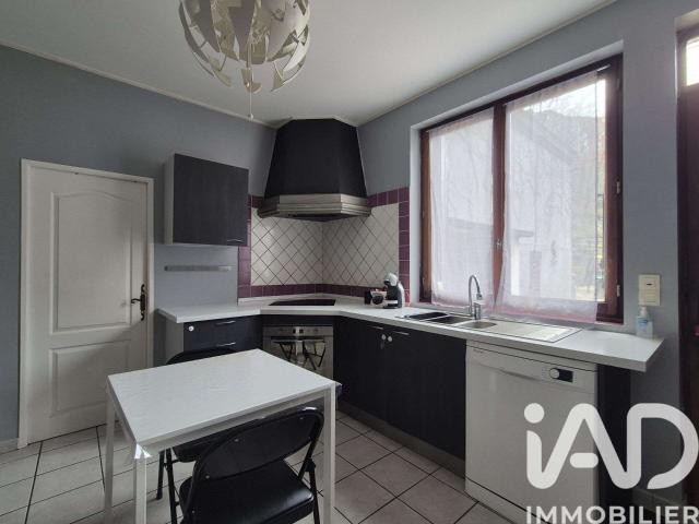 Maison vente à Grenoble, Livet-et-gavet