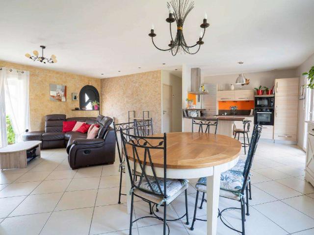 Maison vente à Angers, Andard