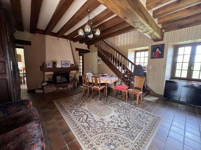 Maison vente à Mayenne, Madré