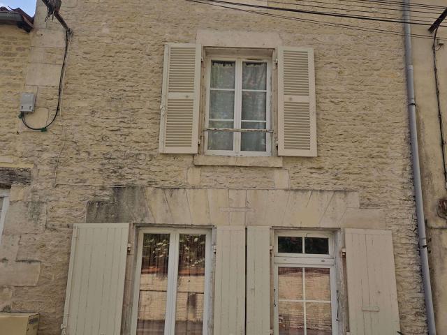 Maison vente à Niort, Mauzé-sur-le-mignon