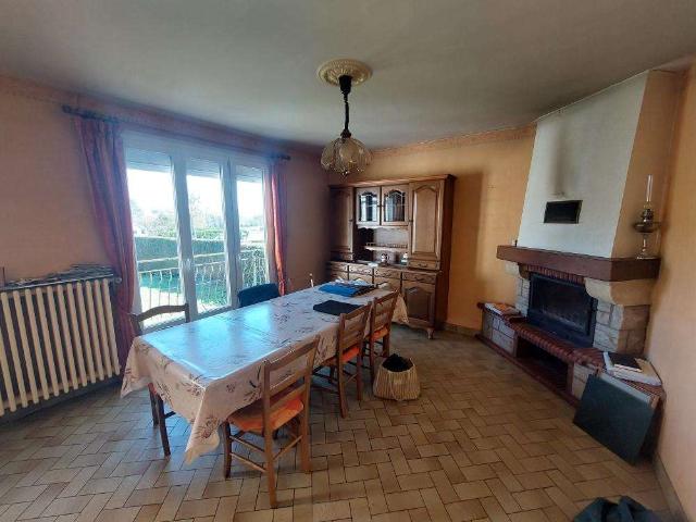 Maison vente à Château-Gontier, Méral