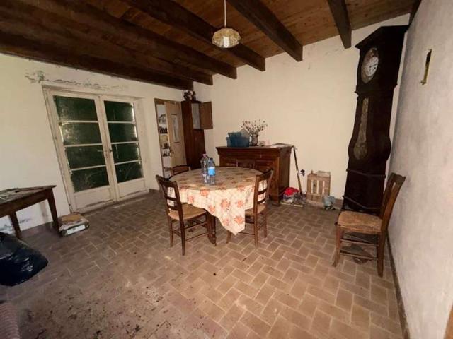 Maison vente à Fontenay-le-Comte, Mervent