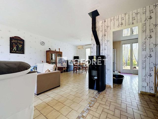 Maison vente à Bressuire, Oiron