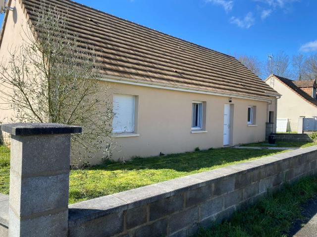 Maison vente à La Flèche, Oizé